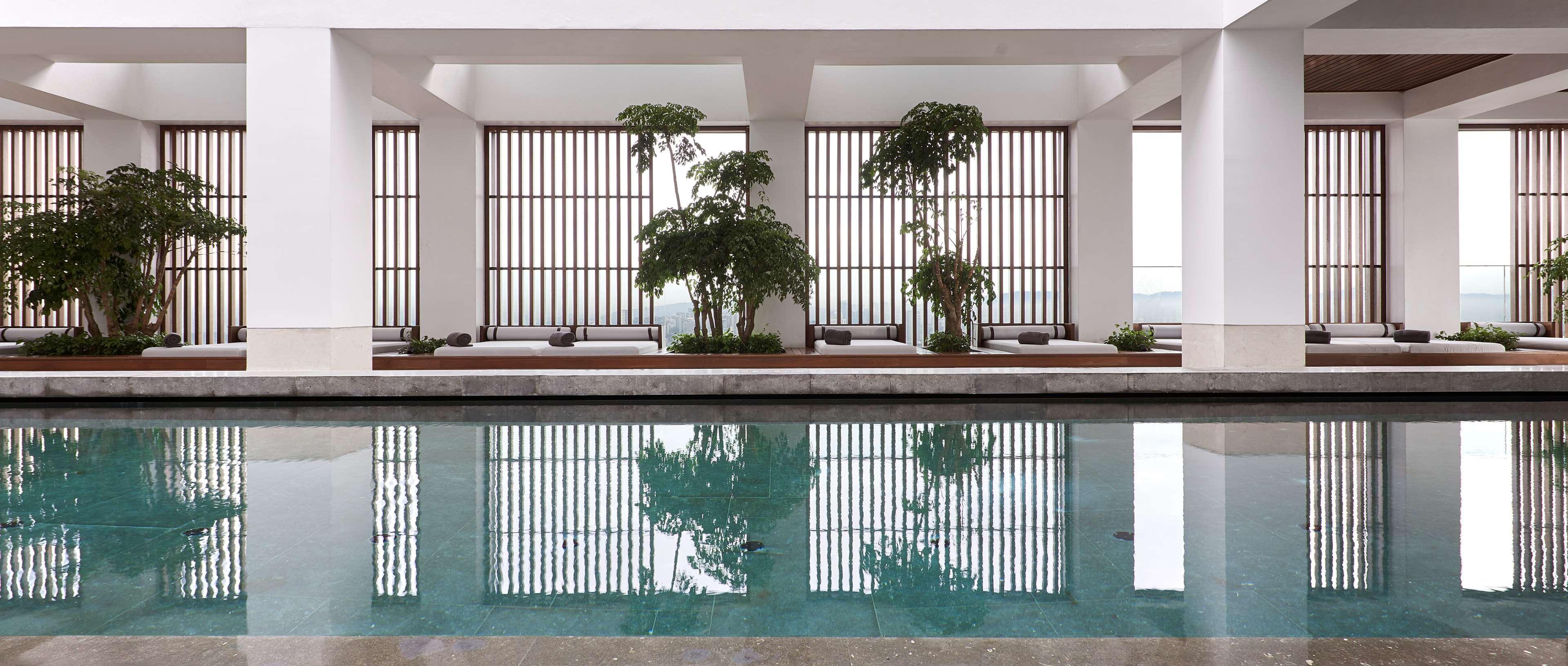 Готель Alila Bangsar Куала-Лумпур Екстер'єр фото The pool at the spa