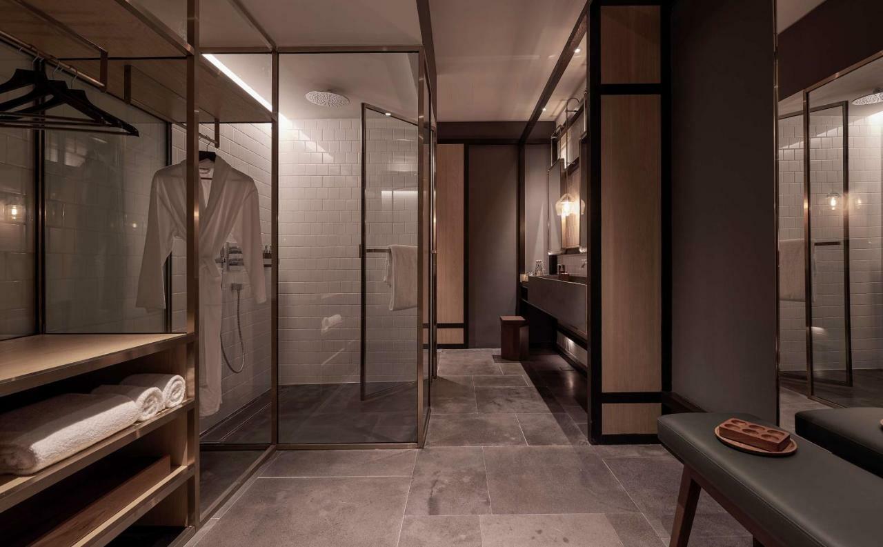 Готель Alila Bangsar Куала-Лумпур Екстер'єр фото Bathroom
